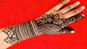 New stylish mehndi design