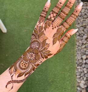 Morden mehndi design