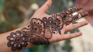 Easy Mehndi Designs