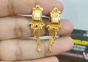 Fashionable gold earrings design