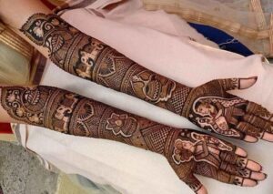 Special mehndi design for bride