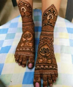 Stylish feet mehndi design