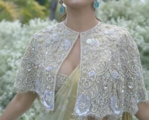 जैकेट स्टाइल ब्लाउज