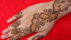 सिंपल और ईजी मेहंदी डिजाइन