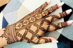 Back hand mehndi design