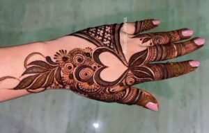 Heart shaped mehndi design