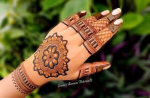 Minimalist style mehndis