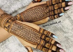 Stylish modern Mehndi Design