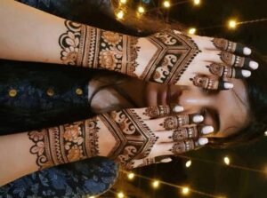 Back hand mehndi designs