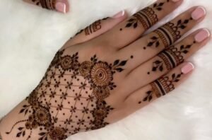 mehndi design simple