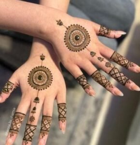 गोल मेहंदी की डिजाइन,
