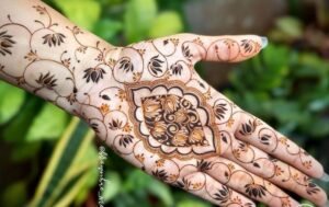 बारीक मेहंदी