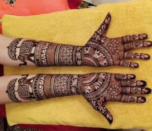 लंबे हाथों के लिए जाल मेहंदी डिजाइंस