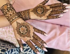 सरस्वती पूजा मेहंदी डिजाइन