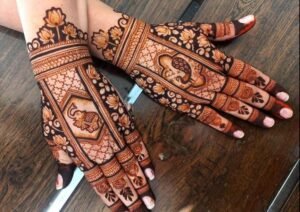 सरस्वती पूजा मेहंदी डिजाइन