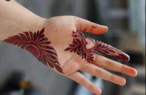 ट्रेंडी डिजाइन मेहंदी